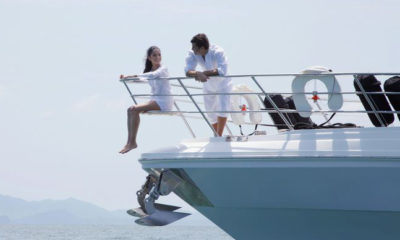 couple_on_yacht_detail